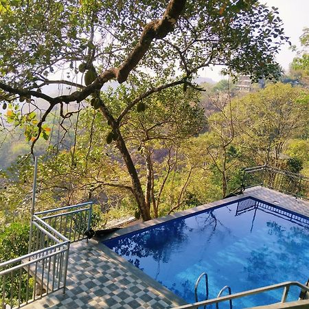 Sunset Valley Kerala Pool Resort - Serene Natural Forest Cottage Stay In Idukki With Sunrise & Sunset Panoramas, Natural Streams & Tranquil Summer Evenings Pīrmed Exteriér fotografie