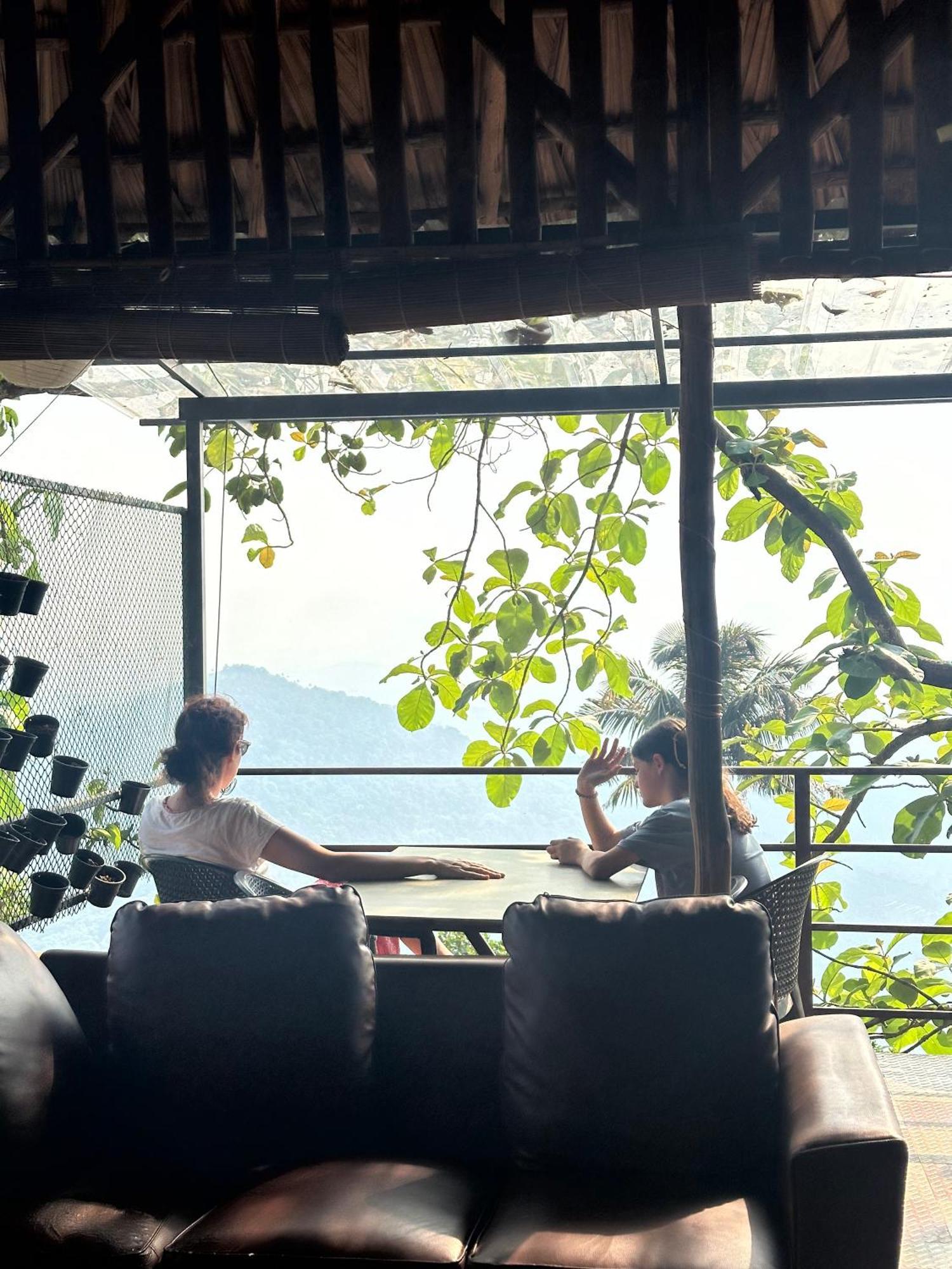 Sunset Valley Kerala Pool Resort - Serene Natural Forest Cottage Stay In Idukki With Sunrise & Sunset Panoramas, Natural Streams & Tranquil Summer Evenings Pīrmed Exteriér fotografie