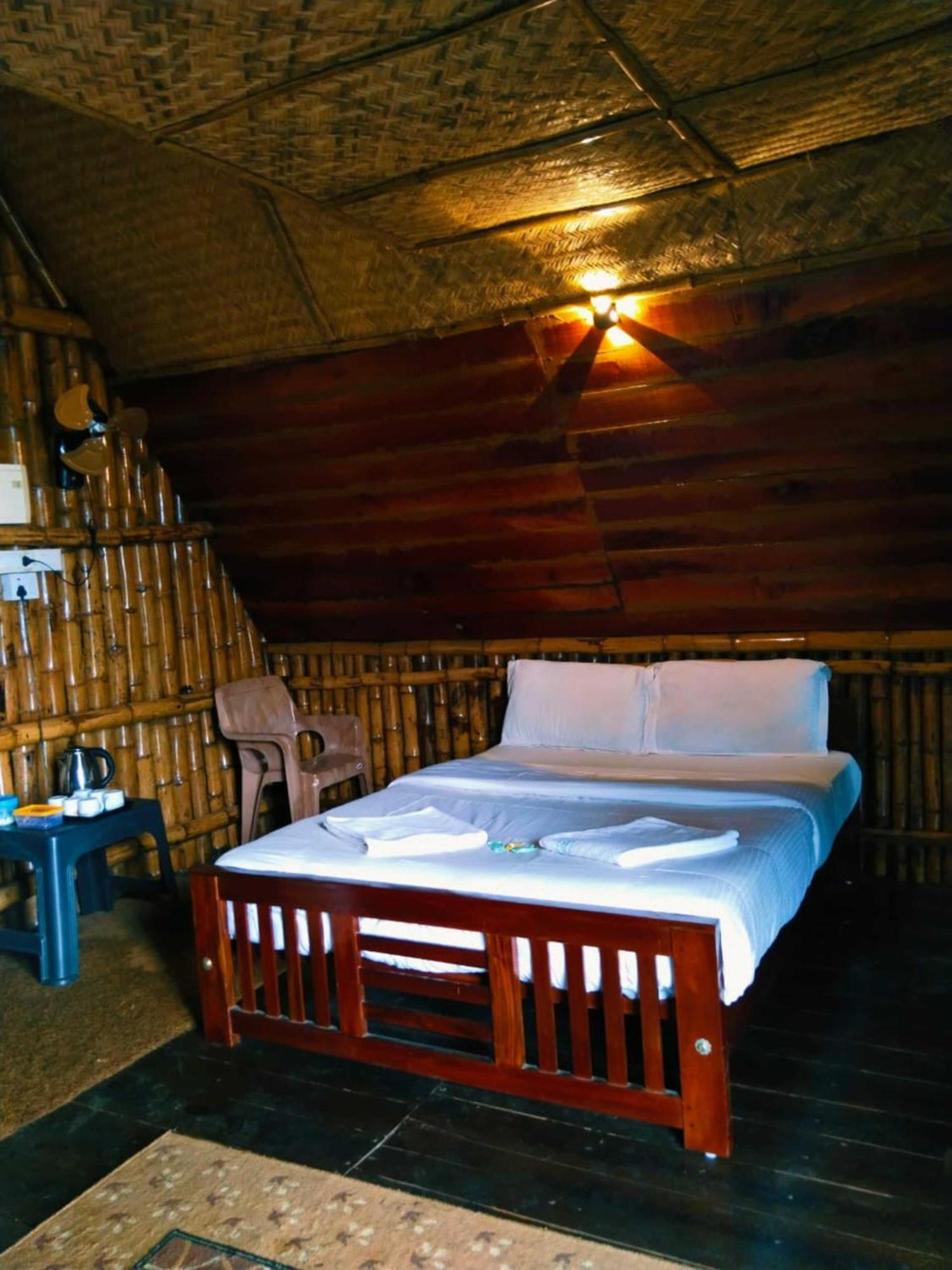Sunset Valley Kerala Pool Resort - Serene Natural Forest Cottage Stay In Idukki With Sunrise & Sunset Panoramas, Natural Streams & Tranquil Summer Evenings Pīrmed Exteriér fotografie