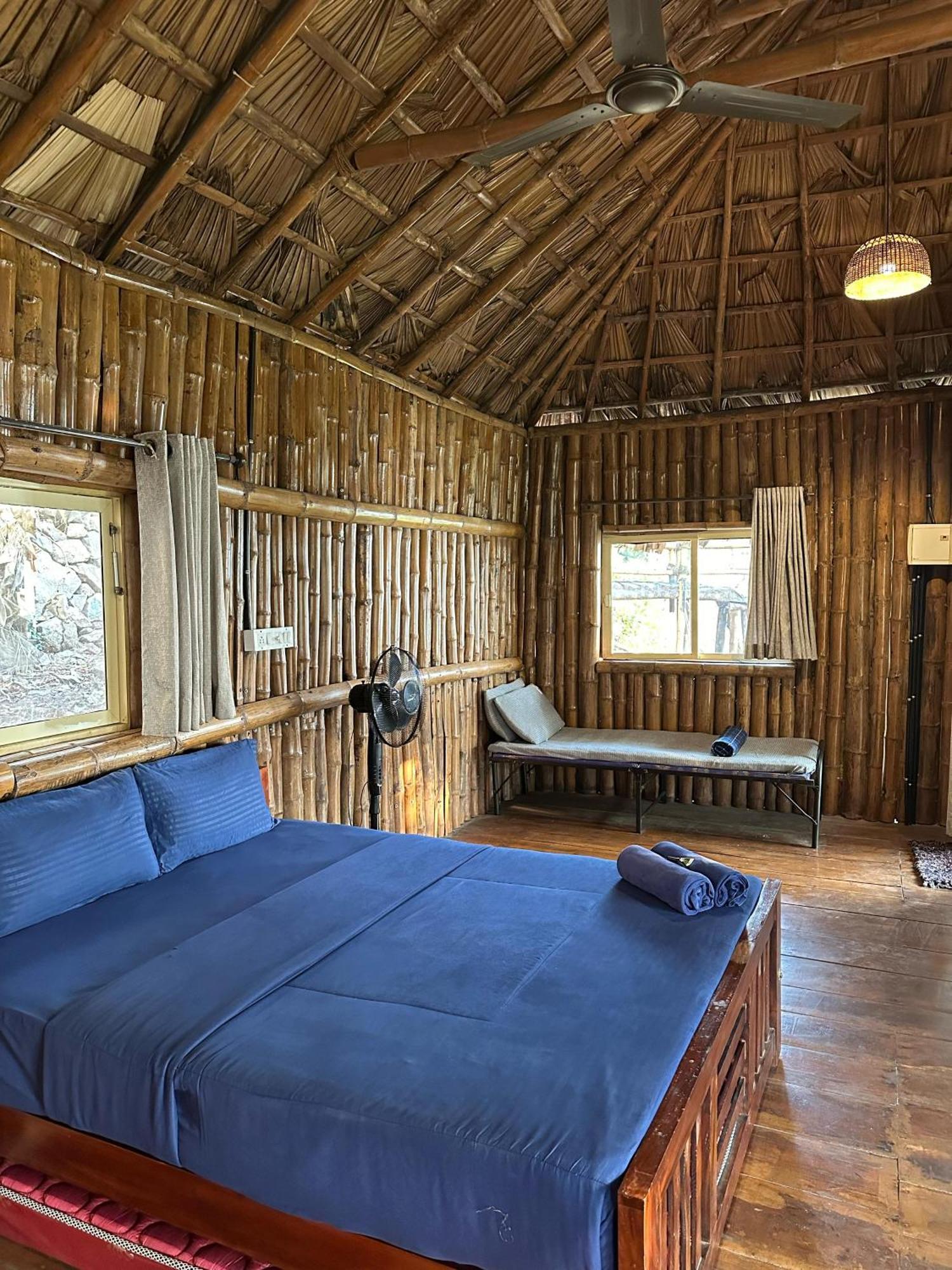 Sunset Valley Kerala Pool Resort - Serene Natural Forest Cottage Stay In Idukki With Sunrise & Sunset Panoramas, Natural Streams & Tranquil Summer Evenings Pīrmed Exteriér fotografie