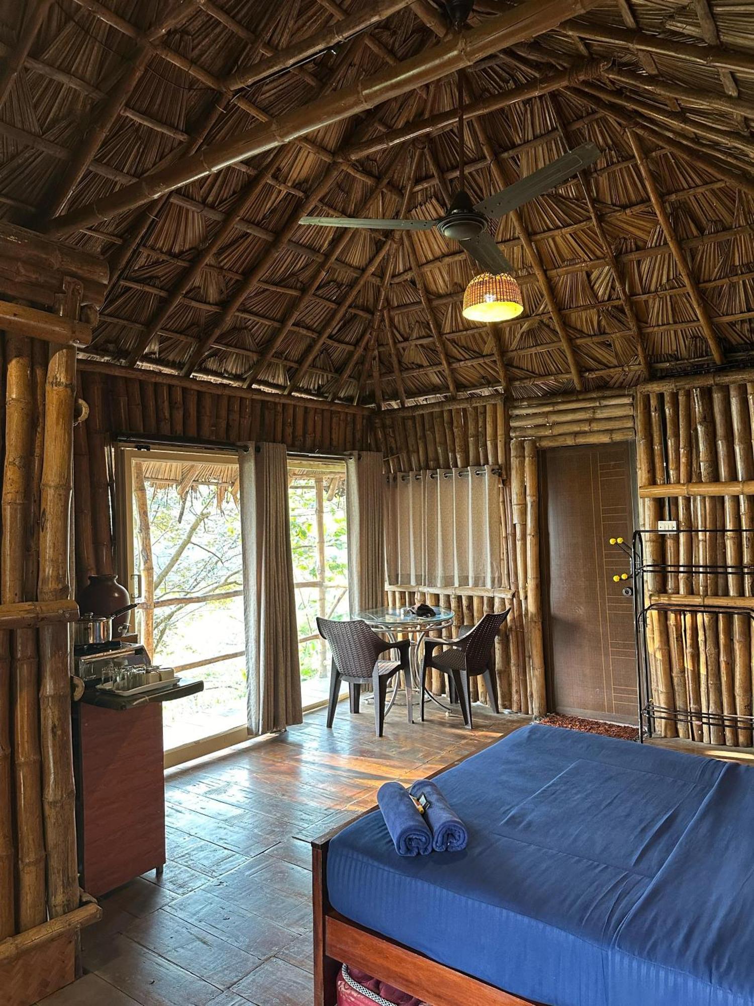 Sunset Valley Kerala Pool Resort - Serene Natural Forest Cottage Stay In Idukki With Sunrise & Sunset Panoramas, Natural Streams & Tranquil Summer Evenings Pīrmed Exteriér fotografie