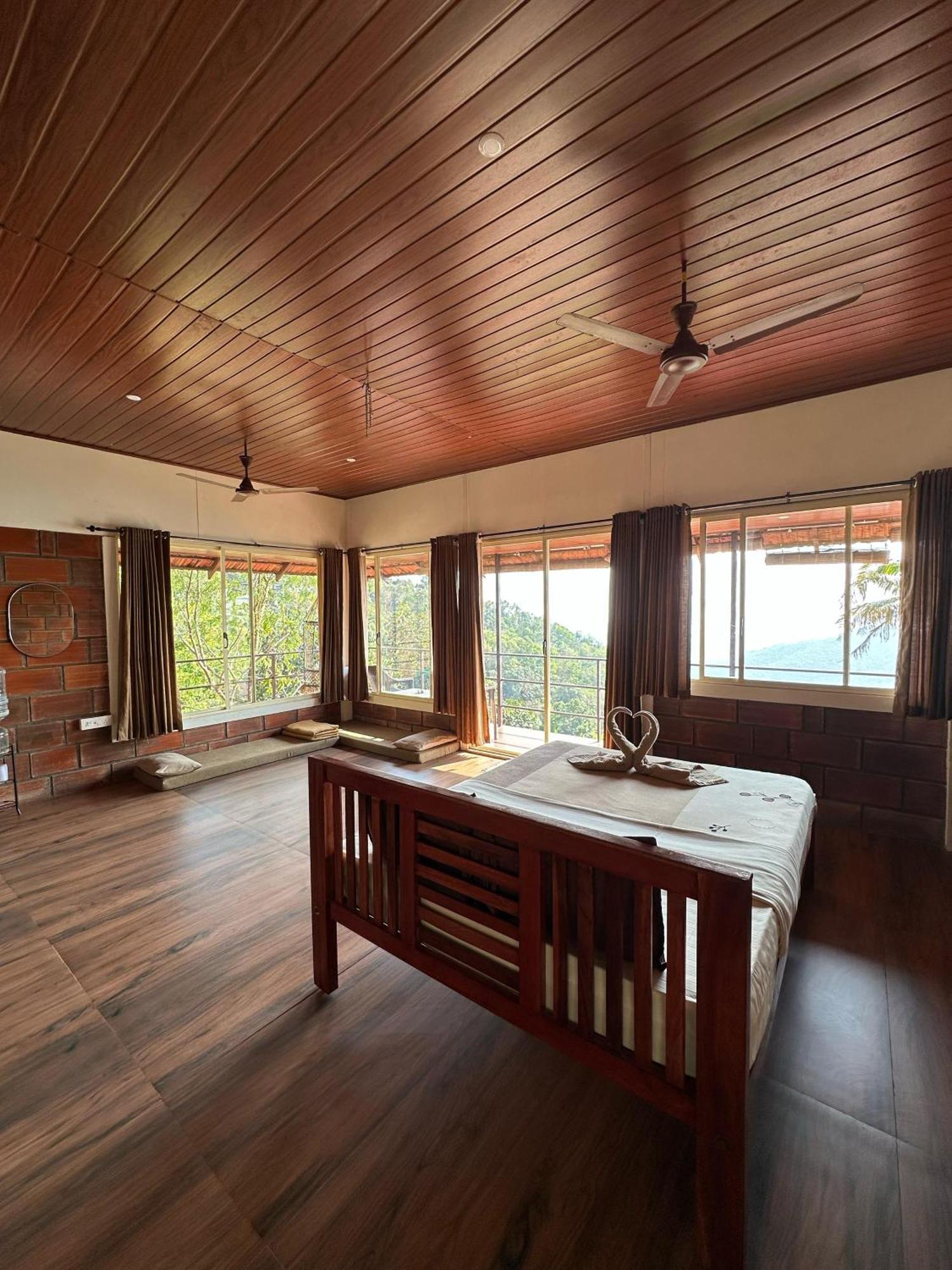 Sunset Valley Kerala Pool Resort - Monsoon Forest Cottage Stay In Idukki With Private Waterfalls, Natural Streams & Breathtaking Views Pīrmed Exteriér fotografie